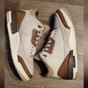 Men's Stylish Tan and Cream Sneakers